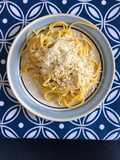 Espagueti con salsa de pimiento