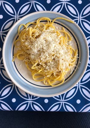A picture of Spaghetti with Bell Pepper Sauce.