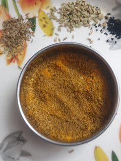 A picture of Achari masala powder.