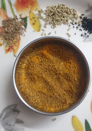 A picture of Achari masala powder.