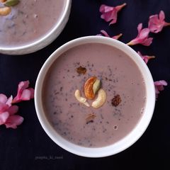 A picture of Black rice kheer/ chak hao kheer.