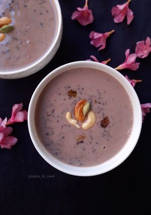 A picture of Black rice kheer/ chak hao kheer.