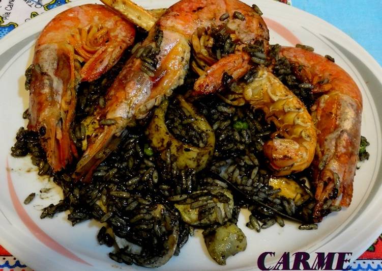 Arroz negro marinero