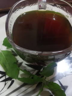 हेल्दी हर्बल टी (healthy herbal tea recipe in Hindi) रेसिपी मुख्य फोटो