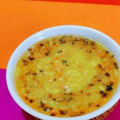 A picture of Yellow mung daal.
