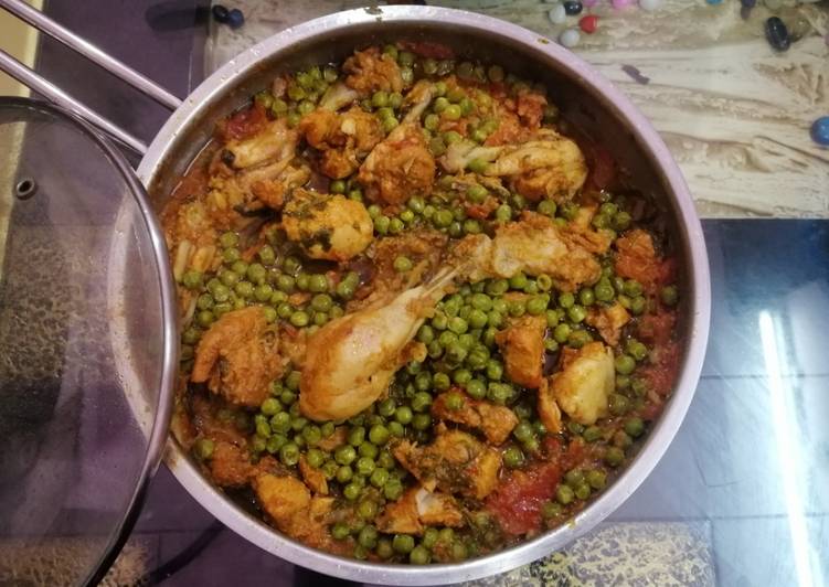 Recipe of Super Quick Homemade Matar Chicken (Chicken with Green Peas)