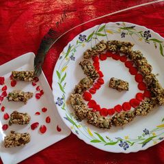 A picture of Granola Bites.