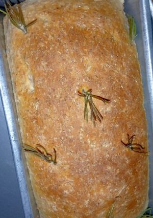 A picture of Rosemary brown bread.