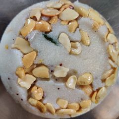 A picture of Cashwenut upma.