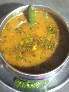 आलू की सब्जी (Aloo ki sabzi recipe in hindi) रेसिपी मुख्य फोटो