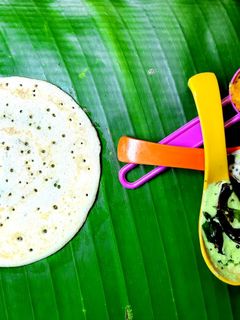 स्पंजी डोसा / सेट डोसा (Spongy dosa / set dosa recipe in Hindi) रेसिपी मुख्य फोटो