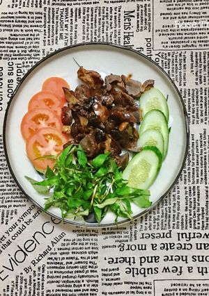 Hình của món Lòng Gà Ta Phá Lấu.