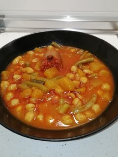 Una foto de Potaje de habichuelas verdes y calabaza