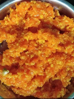 Carrot halwa(கேரட் ஹல்வா) செய்முறை முக்கிய புகைப்படம்
