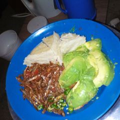 A picture of Ugali and omena.