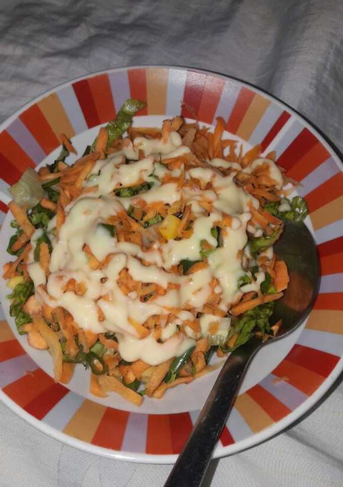 A picture of Salad.