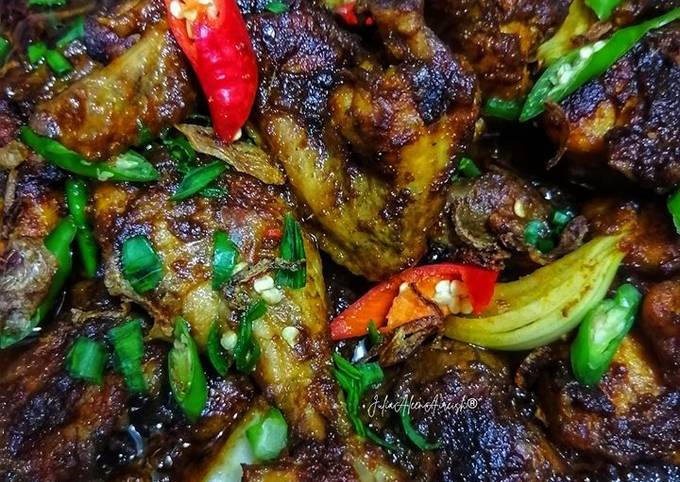 Resipi Ayam Tumis Kari Oleh Julia Aleen Aireish Cookpad