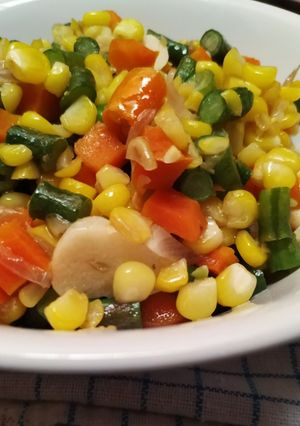 Foto resep TUMIS PELANGI 🌈(wortel, jagung, kacang panjang)