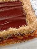 Torta rellena de membrillo y peras