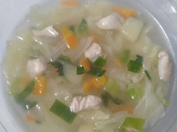 Cara Mudah Menyiapkan Resep Sup Ayam yang Lezat Sekali Anti Ribet, Uenak Banget