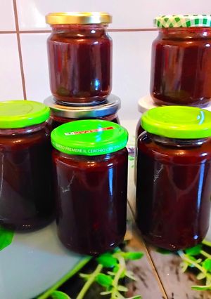 Szilvadzsem fahéjasan recept fotója
