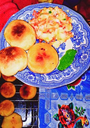 A picture of Traditionally style litti chokha.
