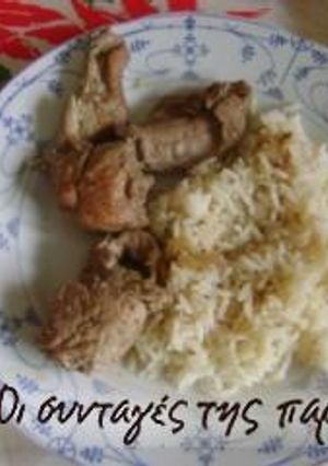 A picture of Pork tenderloin with mustard, honey and thyme.
