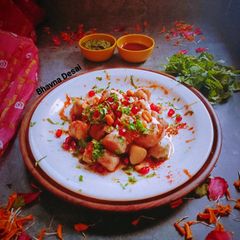 શક્કરીયાં દહીં ચાટ.(Sweet potato Curd Chaat Recipe in Gujarati) A picture of શક્કરીયાં દહીં ચાટ.(Sweet potato Curd Chaat Recipe in Gujarati).