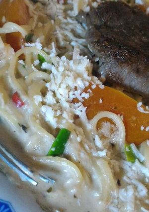 A picture of Spaghetti Creme.
