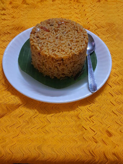 தக்காளி சாதம்(tomato rice recipe in tamil) செய்முறை முக்கிய புகைப்படம்