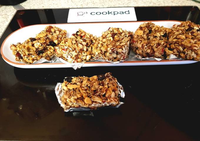 Simple Way to Make Quick My Bars of Yummy Granola and Trail Mix Bars outdoors 😚
