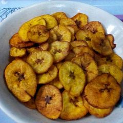 Salted Ginger Flavoured Plantain Chips A picture of Salted Ginger Flavoured Plantain Chips.