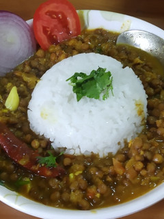આખા મસૂર દાળ (Akha Masoor Dal Recipe In Gujarati) રેસીપી મુખ્ય ફોટો