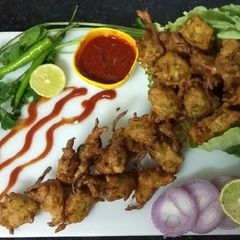 A picture of Cabbage Pakora.