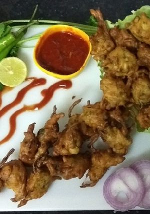 A picture of Cabbage Pakora.