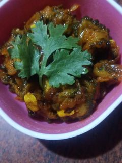 करेले प्याज़ की सब्जी (Karele pyaz ki sabzi recipe in Hindi) रेसिपी मुख्य फोटो