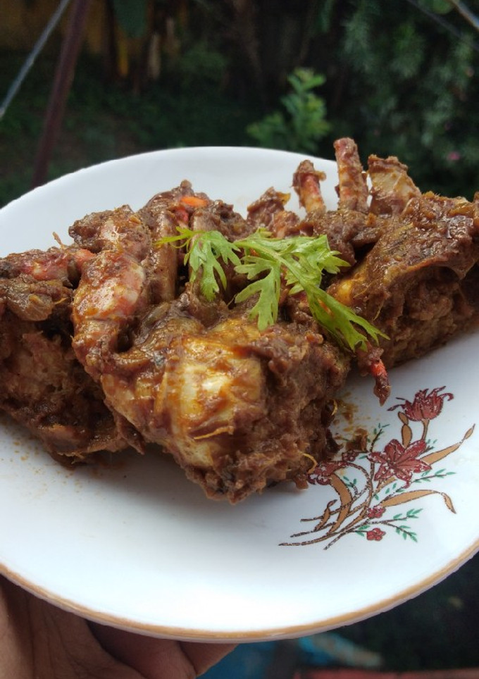 காரசாரமான நண்டு வருவல் (Nandu varuval recipe in tamil) செய்முறை முக்கிய புகைப்படம்