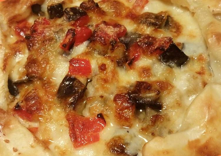 Recipe of Perfect Aubergine, pepper and mozzarella pie