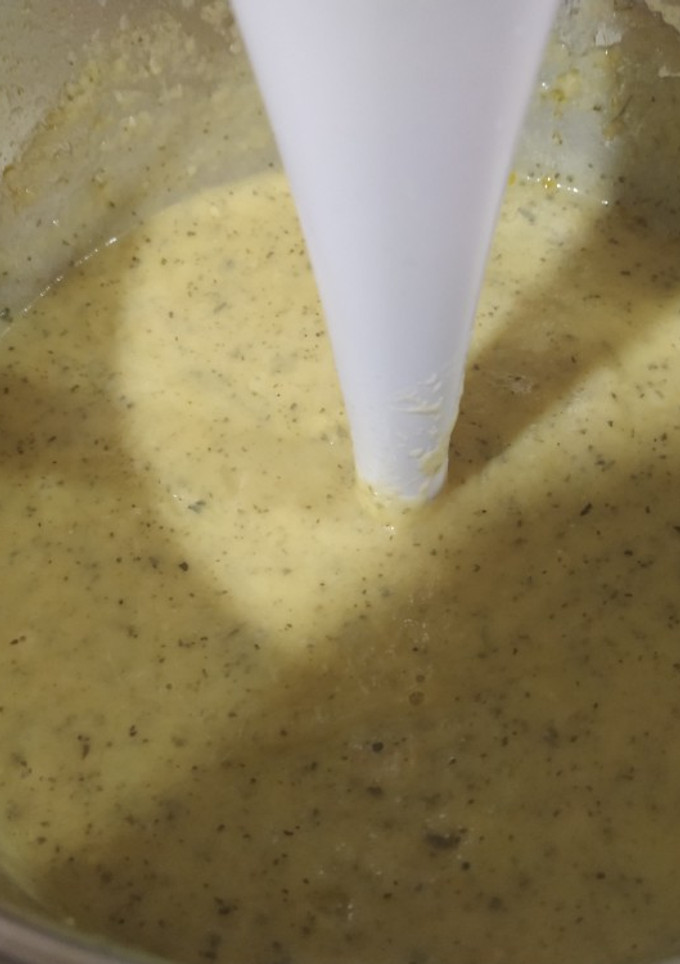Una foto de Crema de calabacín con manzana