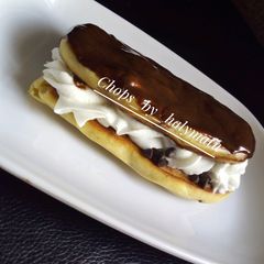 A picture of Eclairs.