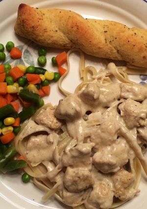 A picture of Cajun Chicken Alfredo.