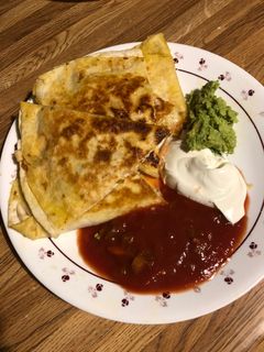 A picture of Easy Chicken Quesadillas.