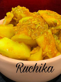 A picture of Instant Mango pickle.