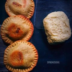 A picture of Perad Pies (Guava Cheese Pies).