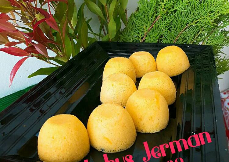 Langkah Mudah untuk Membuat Bolu kukus Jerman, Lezat