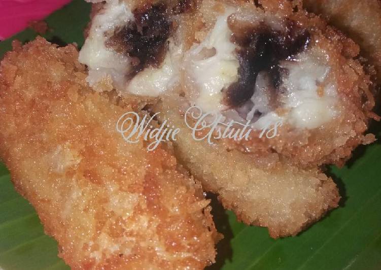 25. Pisang Goreng Isi Chocolatos