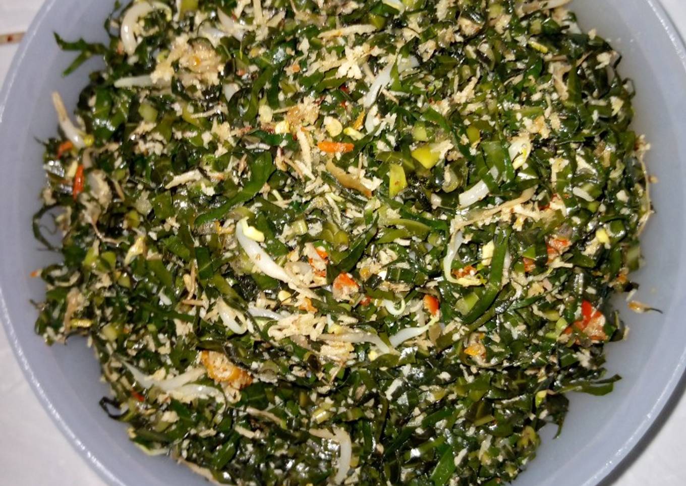 Urab daun mengkudu