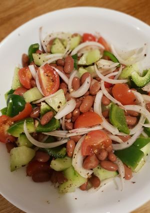 A picture of Springtime salad 🥗.