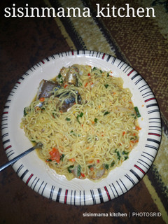A picture of Indomie jellop.
