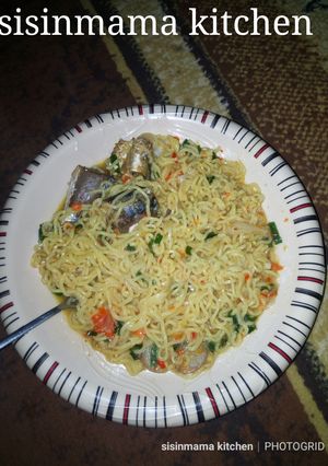 A picture of Indomie jellop.